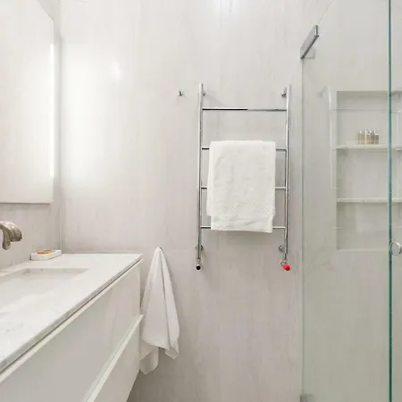 Avenue Ledru Rollin Iv By Onefinestay *